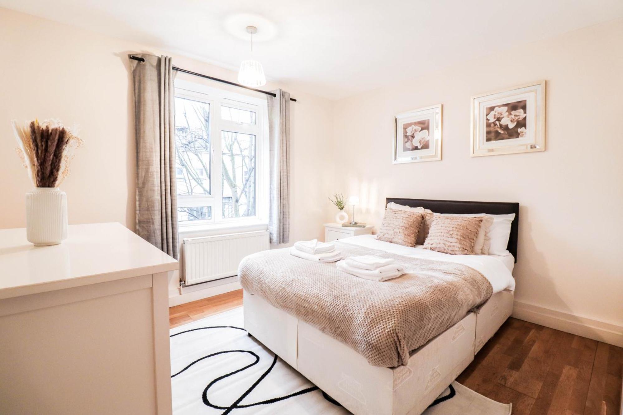 Gorgeous 2-Bedroom London Apartment 런던 외부 사진
