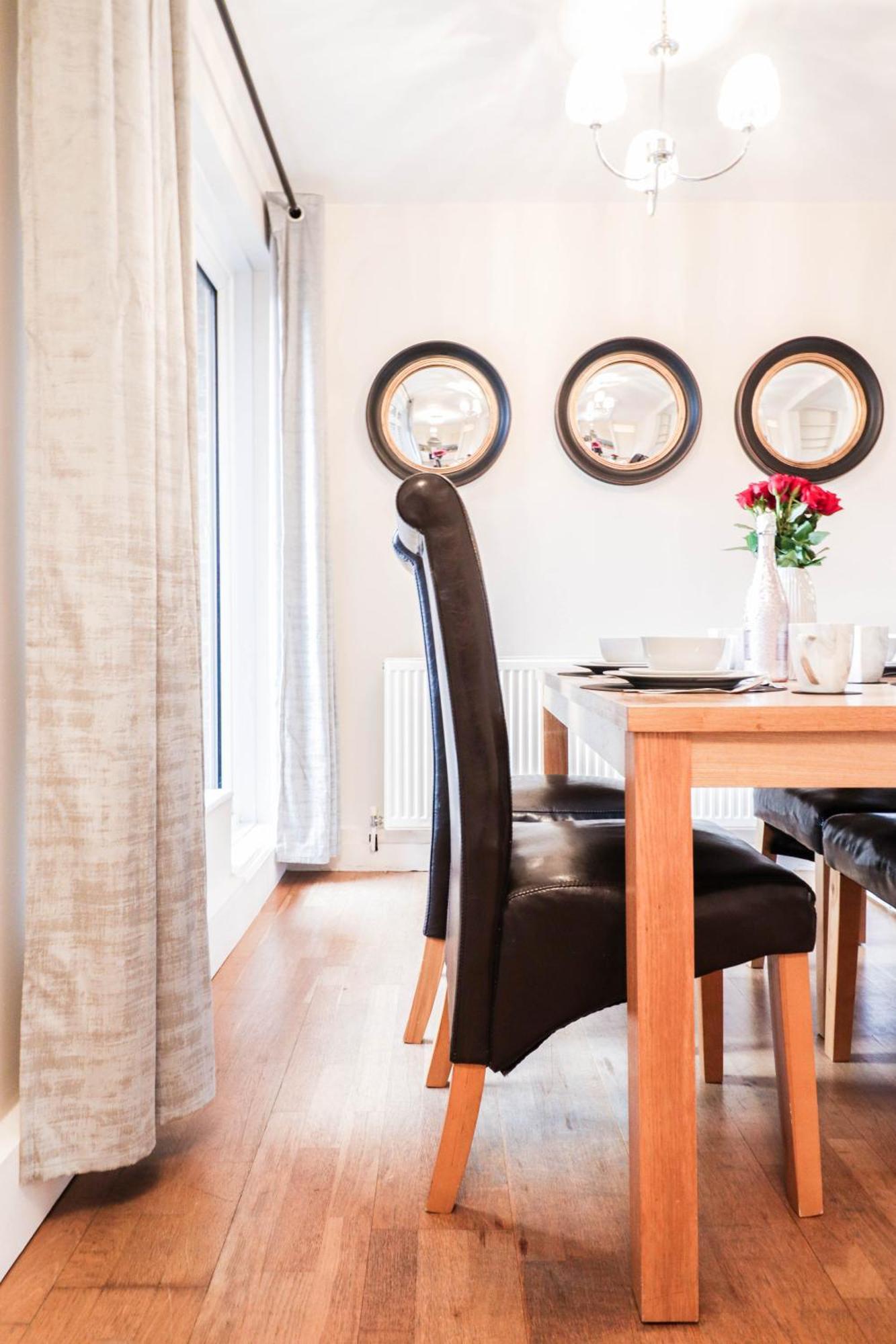 Gorgeous 2-Bedroom London Apartment 런던 외부 사진