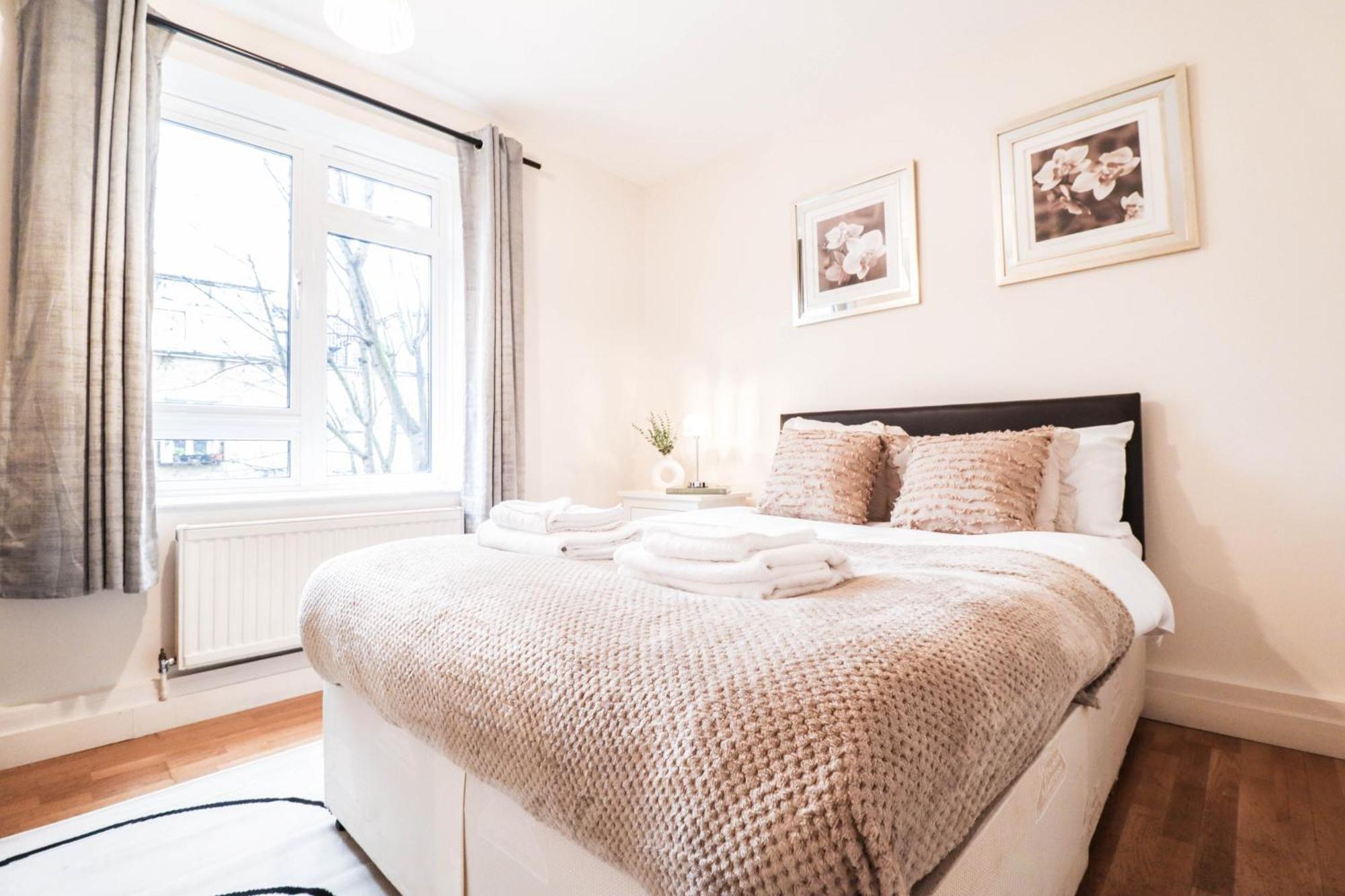 Gorgeous 2-Bedroom London Apartment 런던 외부 사진